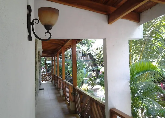Hotel Mamma Rosa Playa Guiones